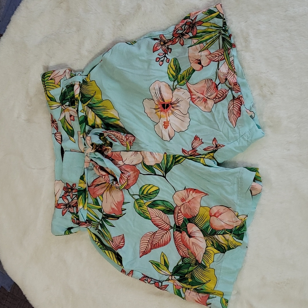 New York & Company Bright Summer Tropical Floral Hibiscus High Waist Tie Shorts